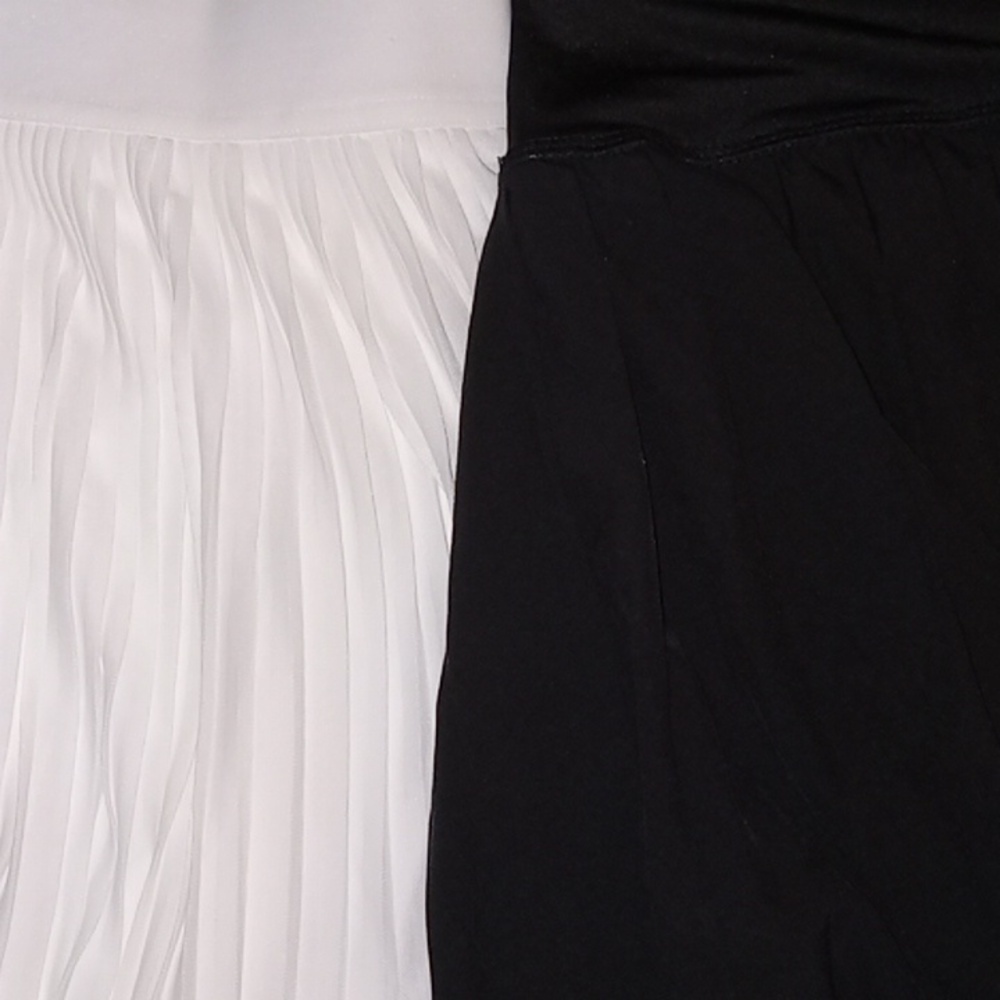 [2-Pack] No Boundaries Black + White Skater Skirts with Built-in Shorts - Picture 5 of 5